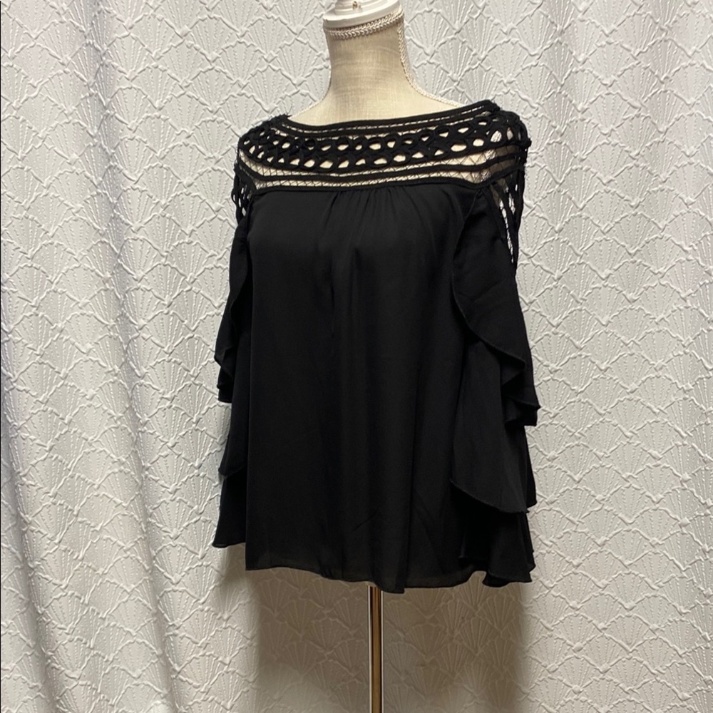 Rosette size‎ medium Elegant Black Crochet Detail Blouse ruffle sleeves dressy